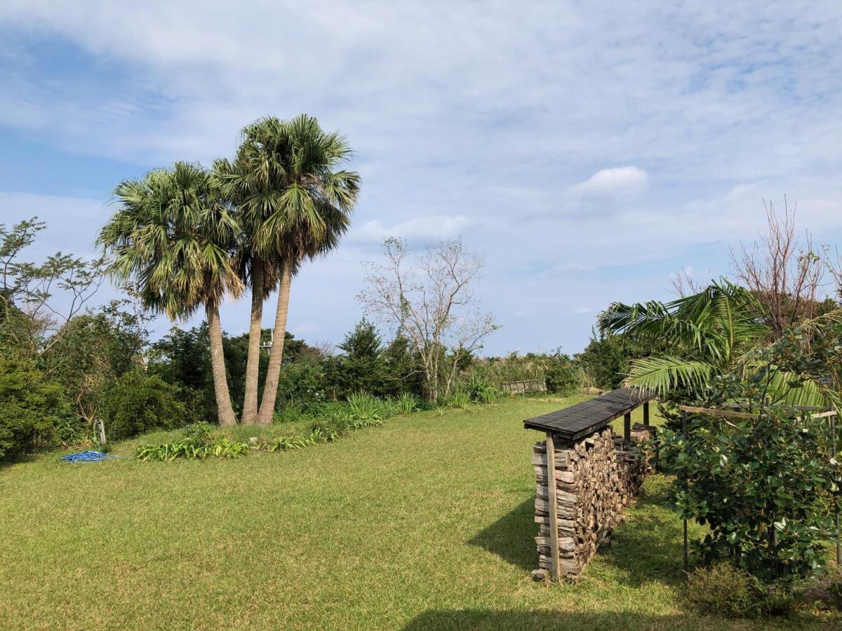 Cottage Orange House Yakushima Yakushima  Exterior photo